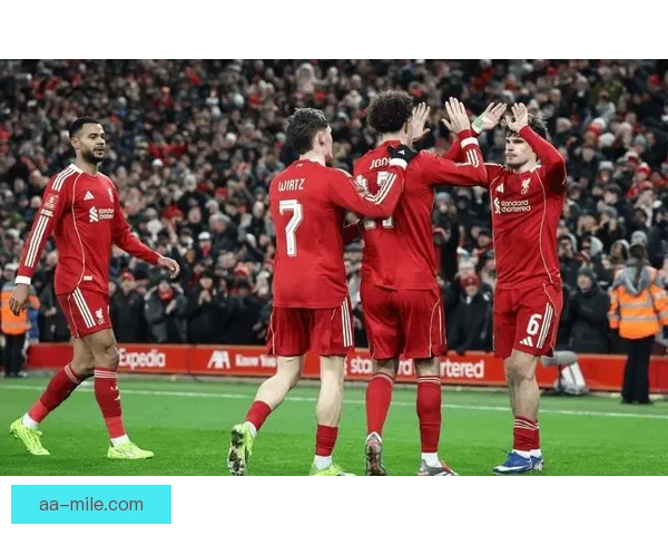 吉达联合豪掷重金签下利物浦铁腰法比尼奥中场格局迎来强势升级新