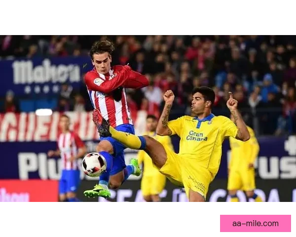 本菲卡欧冠主场狂胜马竞四球展现锋线强势